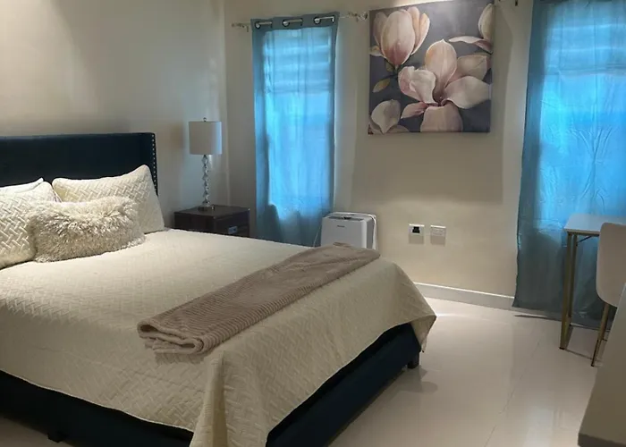 Serenity Villa Ocho Ríos