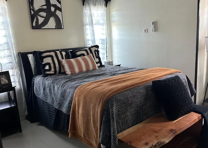 Serenity Villa Ocho Ríos